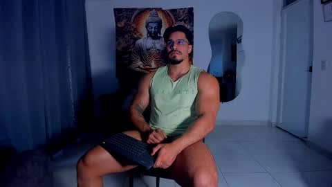 Snapshot of valentino_dossantos chatting on September 2025 10:02:02 PM online show from September 2025 10:02:02 PM