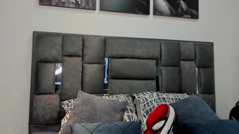 Snapshot of valentino_ferrari28 chatting on December 2024 01:28:01 AM Valentino Ferrari online show from December 2024 01:28:01 AM