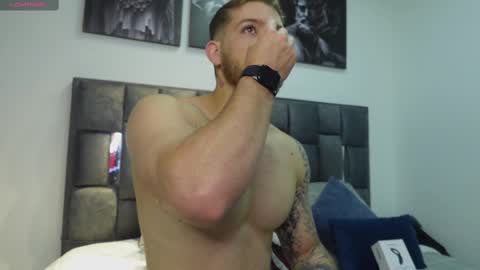 Snapshot of valentino_ferrari28 chatting on February 2025 06:33:02 PM Valentino Ferrari online show from February 2025 06:33:02 PM