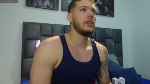 Snapshot of valentino_ferrari28 chatting on February 2025 05:10:02 PM Valentino Ferrari online show from February 2025 05:10:02 PM