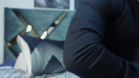 Snapshot of valentino_ferrari28 chatting on October 2025 02:11:02 AM Valentino Ferrari online show from October 2025 02:11:02 AM