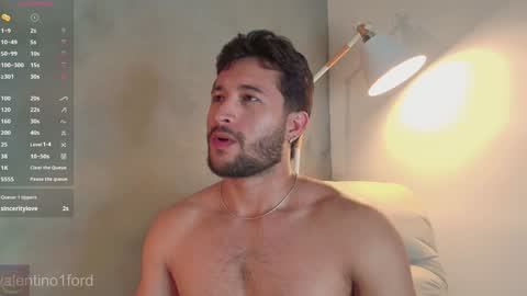 Valentino online show from January 2025 01:37:02 AM