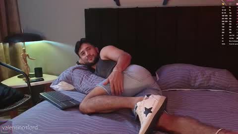 Valentino online show from September 2025 06:32:02 PM