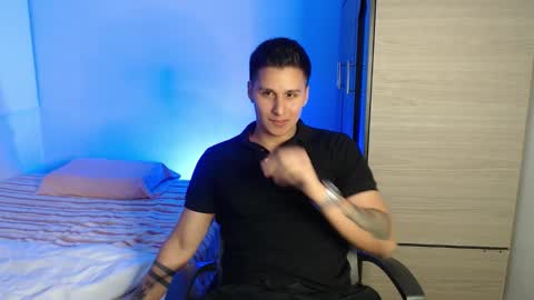 VALENTINO online show from February 2026 09:23:01 PM