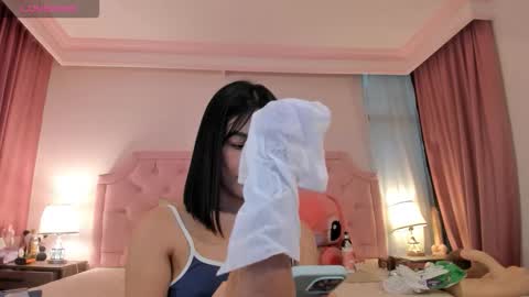 Vale Toro  online show from November 2025 11:53:02 AM