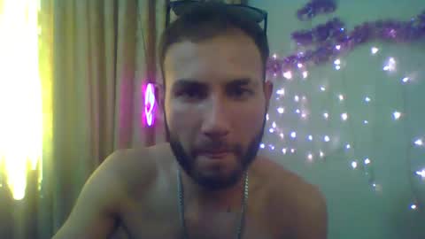 Snapshot of valeri_cove chatting on December 2024 03:11:01 PM Valeri Cove online show from December 2024 03:11:01 PM