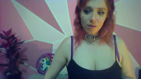 Snapshot of valeri_cove chatting on January 2025 08:33:01 AM Valeri Cove online show from January 2025 08:33:01 AM