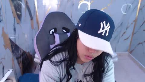 valeri_harpers4 online show from September 2025 01:12:02 PM