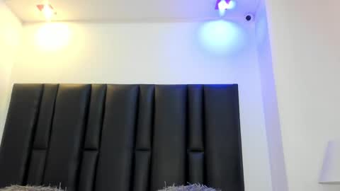 valeri_tafur online show from February 2025 10:39:02 AM