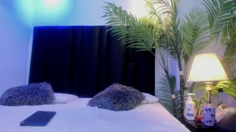 valeri_tafur online show from September 2025 12:16:02 PM