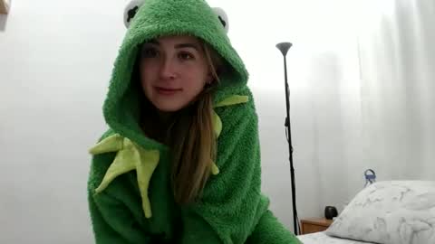   online show from November 2025 02:34:01 AM