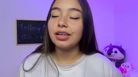 valeria online show from February 2026 12:54:01 AM