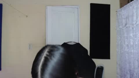   online show from February 2025 10:52:02 PM