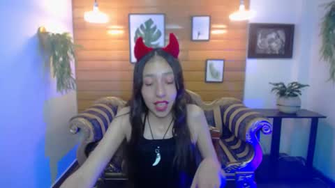 Valeria online show from February 2025 10:47:01 PM