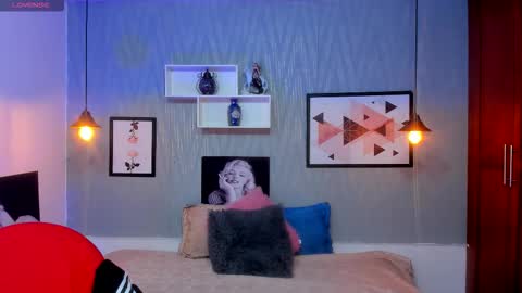 Valeria online show from November 2025 02:07:02 PM