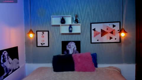 Valeria online show from November 2025 01:55:02 AM