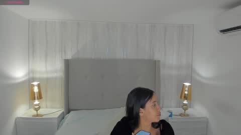 Valeria online show from January 2025 10:54:01 AM