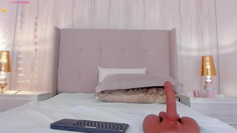 Valeria online show from February 2025 02:33:02 PM