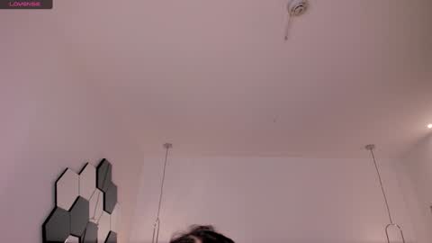 Snapshot of valeriavelvet chatting on January 2025 11:56:02 AM Vale online show from January 2025 11:56:02 AM