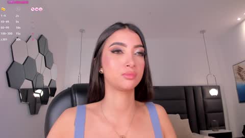 Snapshot of valeriavelvet chatting on January 2025 02:36:01 PM Vale online show from January 2025 02:36:01 PM