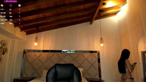 Snapshot of valeriavelvet chatting on February 2025 11:54:01 AM Vale online show from February 2025 11:54:01 AM