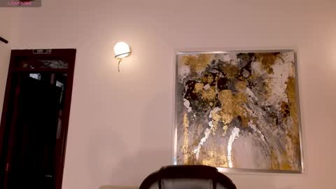 Snapshot of valeriavelvet chatting on September 2025 12:06:01 PM Vale online show from September 2025 12:06:01 PM