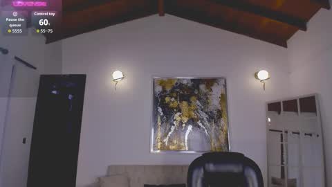 Snapshot of valeriavelvet chatting on September 2025 11:37:02 AM Vale online show from September 2025 11:37:02 AM