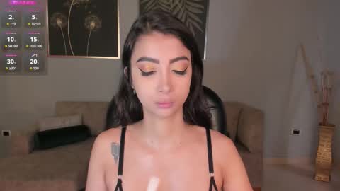 Snapshot of valeriavelvet chatting on November 2025 12:16:02 PM Vale online show from November 2025 12:16:02 PM