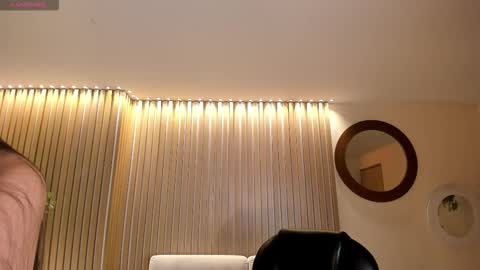 Snapshot of valeriavelvet chatting on January 2026 11:59:02 AM Vale online show from January 2026 11:59:02 AM