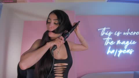 Snapshot of valeriavelvet chatting on June 2026 11:56:02 AM Vale online show from June 2026 11:56:02 AM