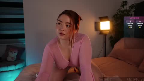 valerie07 online show from December 2024 04:04:02 AM