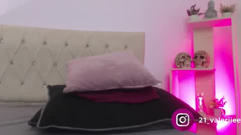 Valeriee online show from January 2025 12:09:01 PM