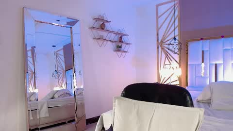 Valerie  online show from April 2026 08:23:01 AM