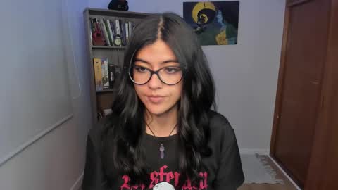 Snapshot of valerie__sky chatting on January 2026 02:48:02 AM Val online show from January 2026 02:48:02 AM