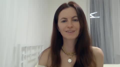 valerie_rose777 online show from December 2024 10:40:02 PM
