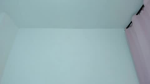 Snapshot of valerie_rouse chatting on June 2026 01:28:02 AM Valerie online show from June 2026 01:28:02 AM