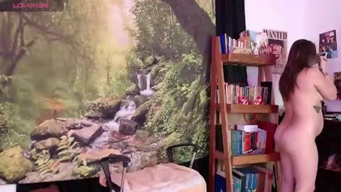 Snapshot of valerie_smile chatting on May 2026 09:04:01 AM Valerie online show from May 2026 09:04:01 AM