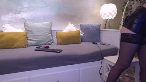 Valerie online show from March 2025 05:49:02 PM