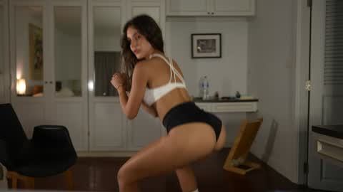 Valerie online show from November 2025 12:00:01 AM