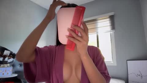 Snapshot of valerieriches chatting on March 2026 05:30:01 AM Valerie online show from March 2026 05:30:01 AM