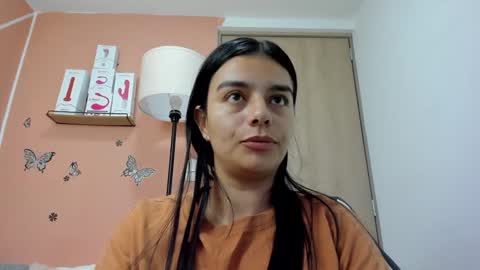 Juli C online show from February 2025 10:11:01 PM