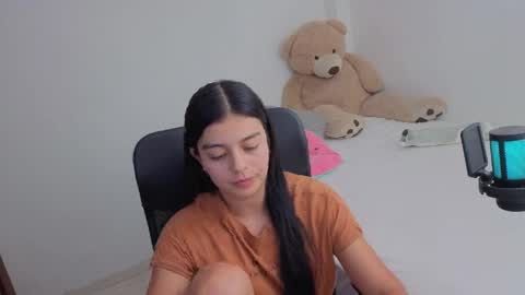 Juli C online show from April 2026 01:38:02 AM