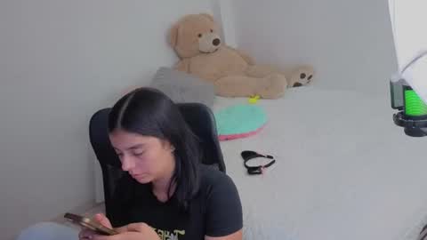 Snapshot of valerihouse_ chatting on July 2026 01:53:01 AM valerihouse_ online show from July 2026 01:53:01 AM