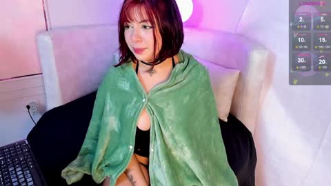 Valeria GomezGMT-5 2200-0600 online show from January 2025 04:12:01 AM