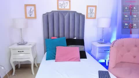   online show from December 2024 11:52:02 AM