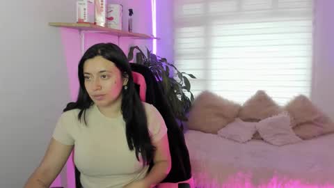 valery_bonnet1 online show from October 2025 01:19:01 PM