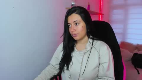 valery_bonnet1 online show from November 2025 12:19:02 PM