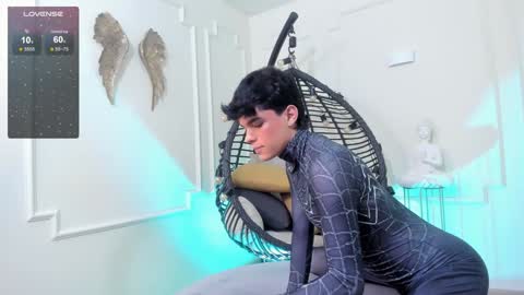 Thomy online show from December 2024 07:40:02 PM