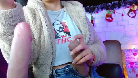 Snapshot of valery_meer_ chatting on December 2024 12:11:02 PM Valeria online show from December 2024 12:11:02 PM