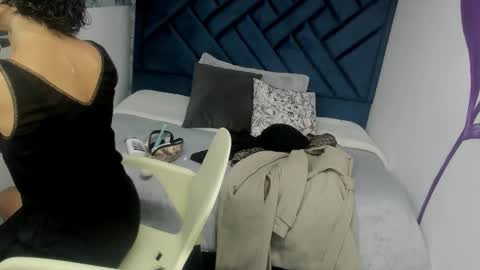 VALERY MORE online show from October 2025 12:18:02 PM